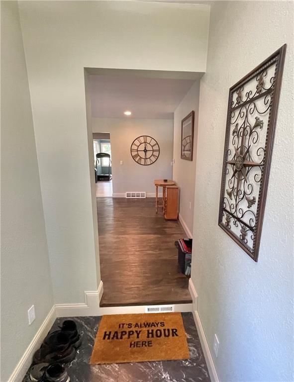 10207 NW Barry Road — photo 10