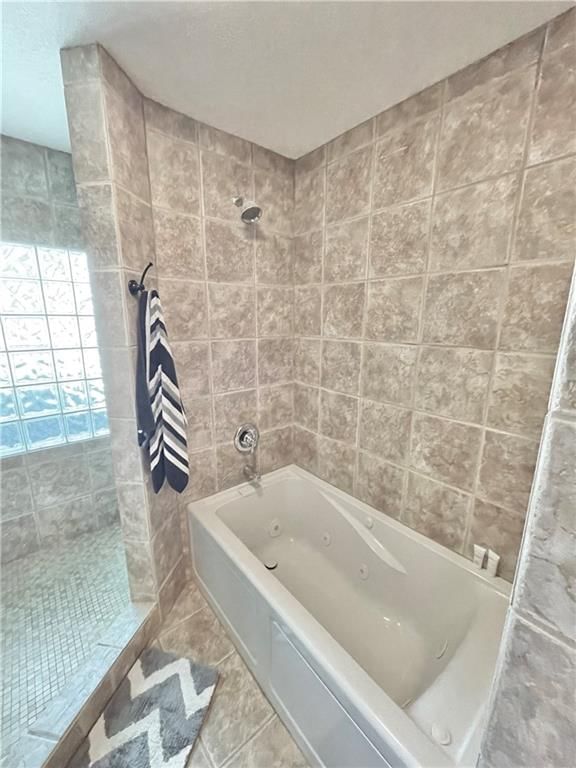 10207 NW Barry Road — photo 12