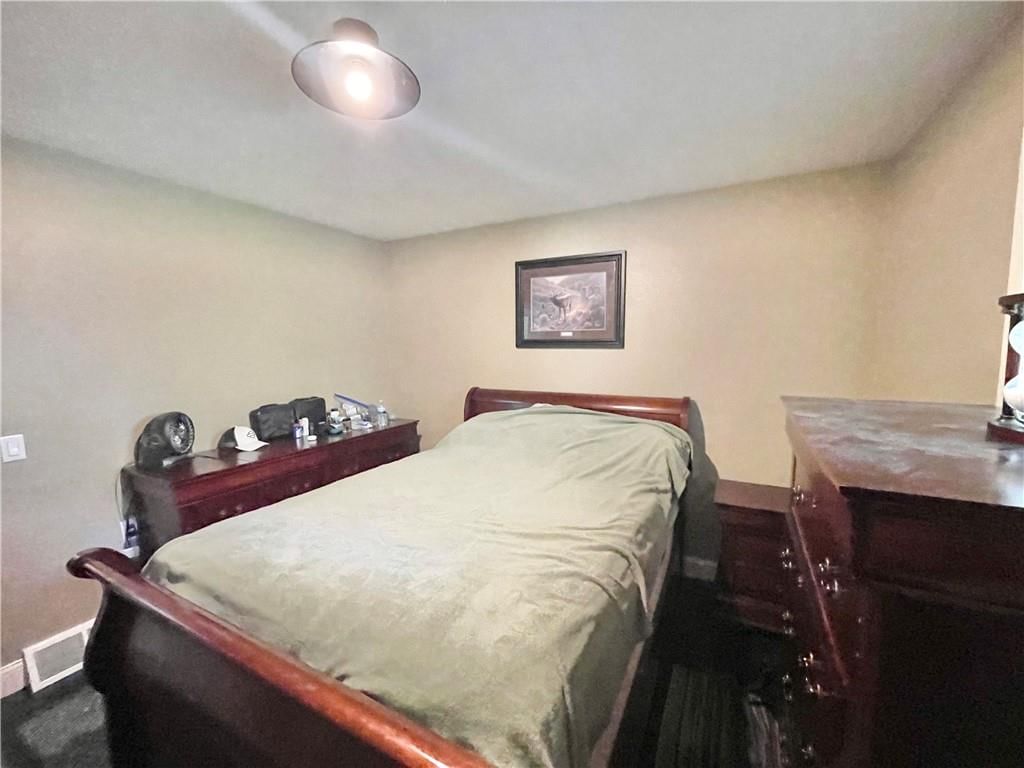 10207 NW Barry Road — photo 18