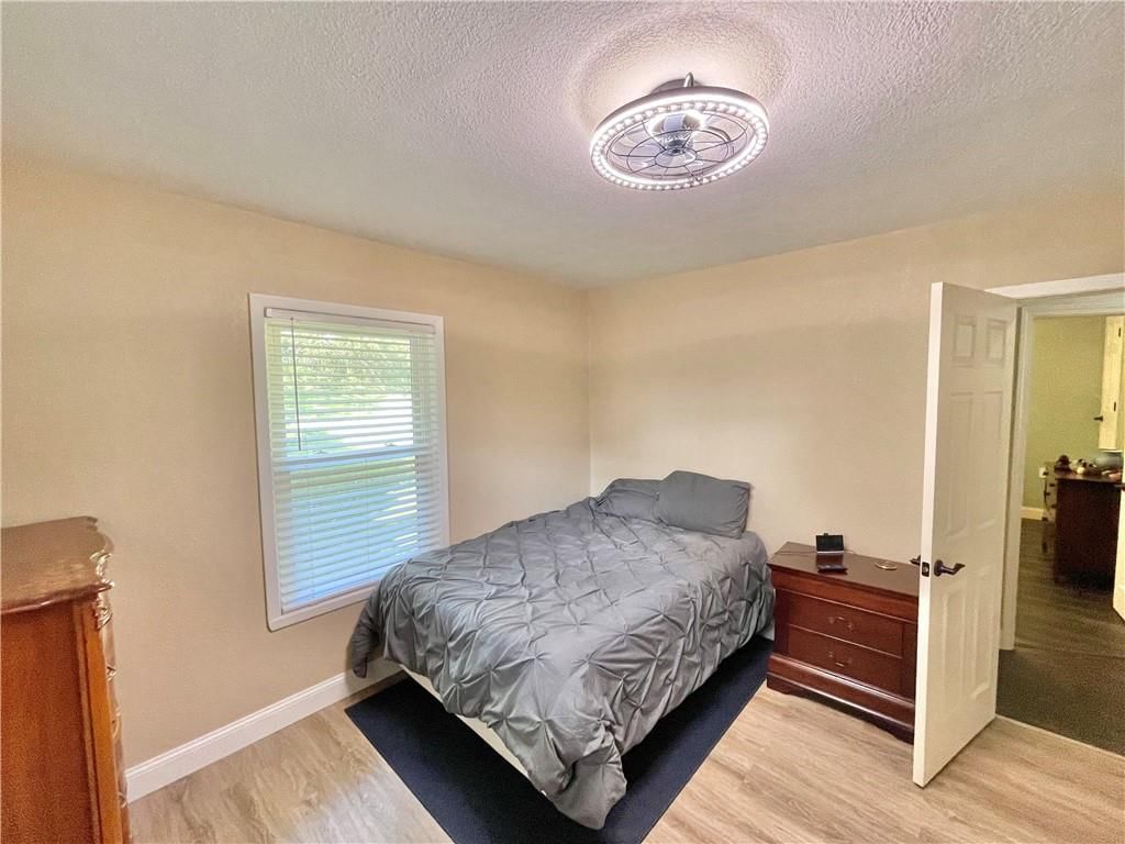 10207 NW Barry Road — photo 25