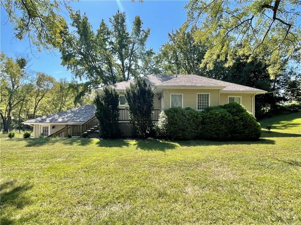 10207 NW Barry Road — photo 36