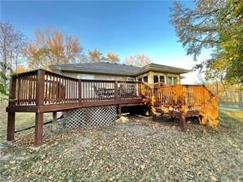 10207 NW Barry Road — photo 40