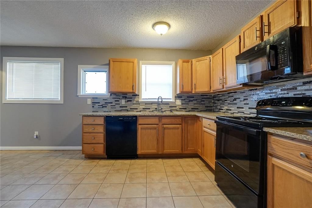 1824 N Vista Drive — photo 7