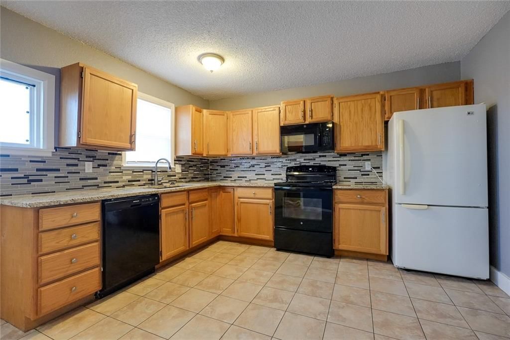 1824 N Vista Drive — photo 8