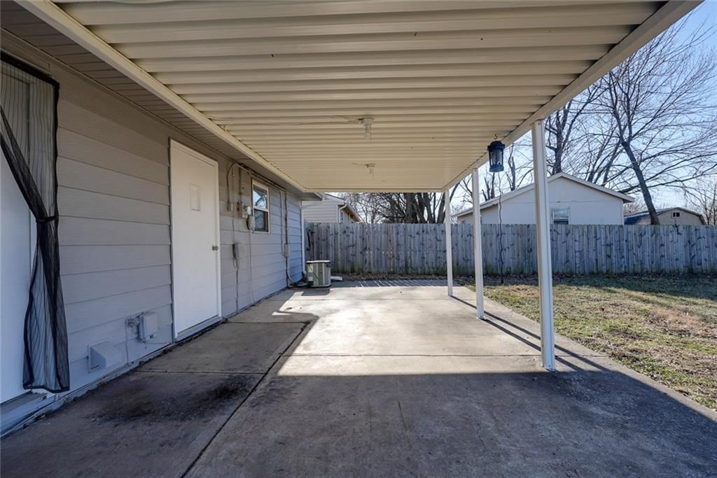 1824 N Vista Drive — photo 21
