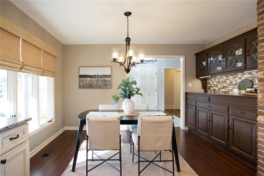 4704 W 88th Street — photo 5