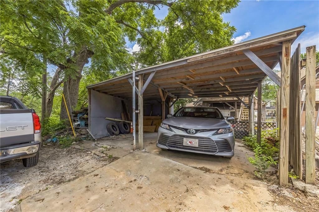 747 Reynolds Avenue — photo 7