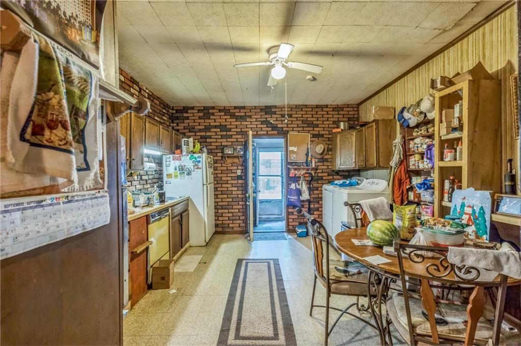 747 Reynolds Avenue — photo 14