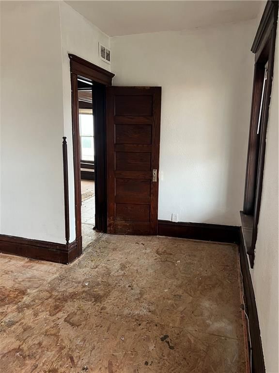 2327 Park Avenue — photo 5