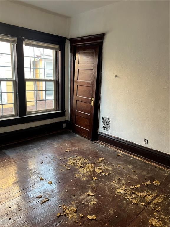 2327 Park Avenue — photo 14