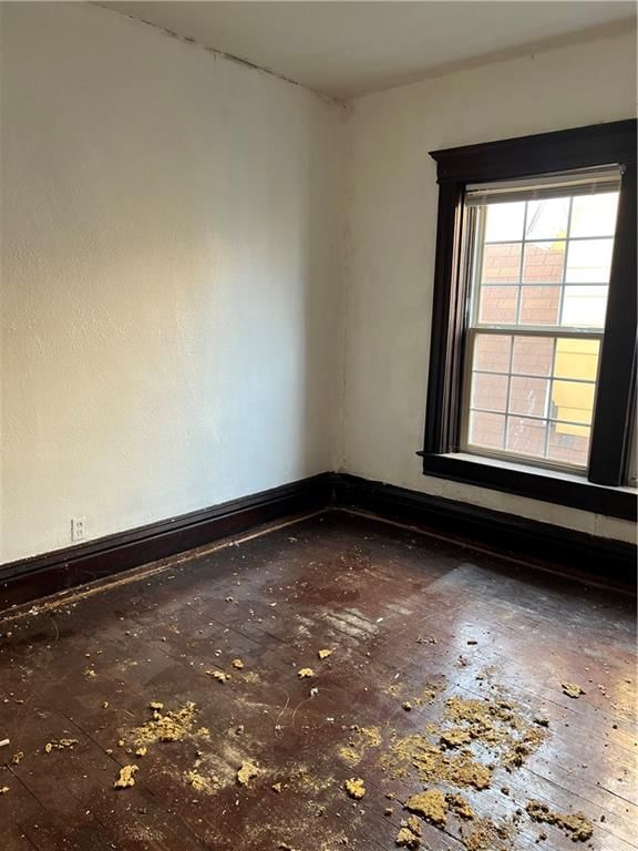 2327 Park Avenue — photo 15