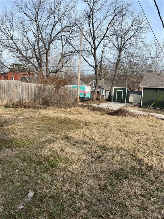 2327 Park Avenue — photo 30