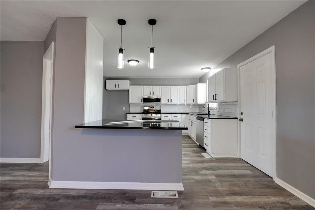 16200 Terry Avenue — photo 7