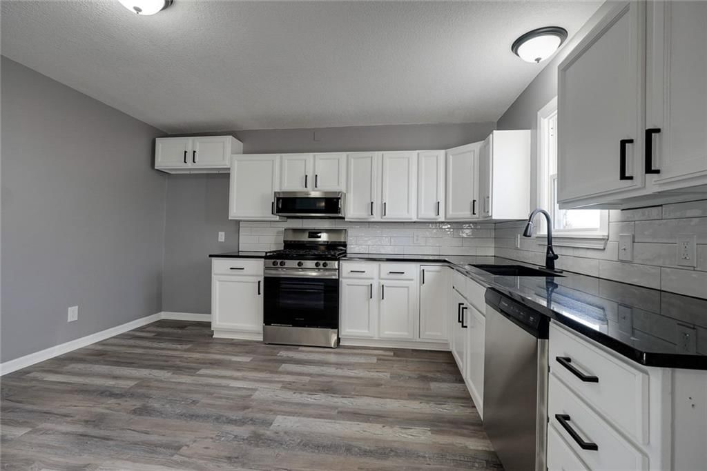 16200 Terry Avenue — photo 8