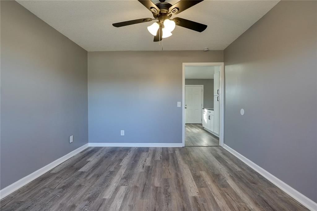 16200 Terry Avenue — photo 13