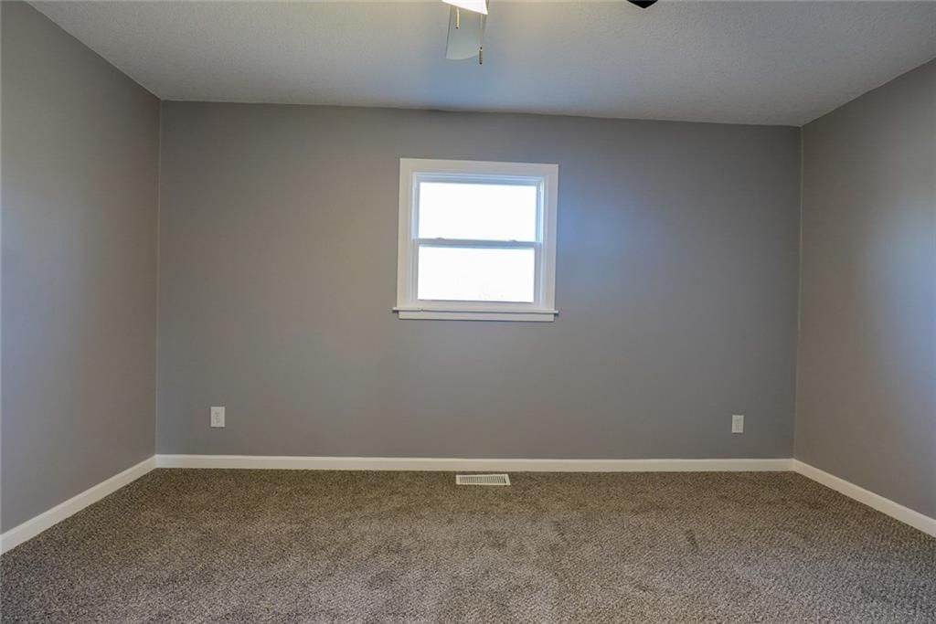 16200 Terry Avenue — photo 17