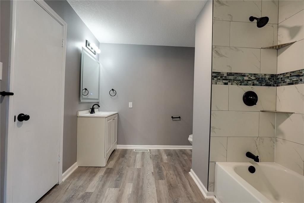 16200 Terry Avenue — photo 28