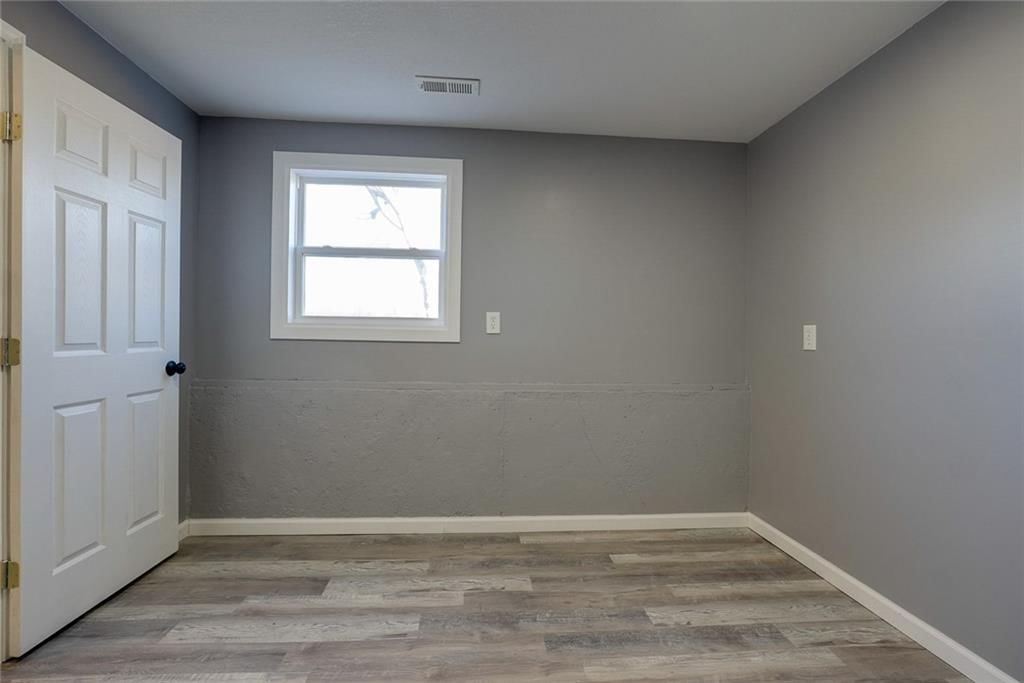 16200 Terry Avenue — photo 36