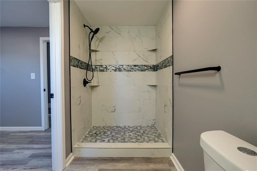 16200 Terry Avenue — photo 39