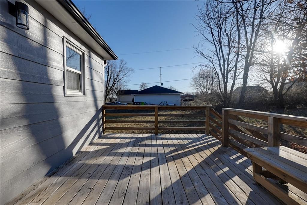16200 Terry Avenue — photo 43
