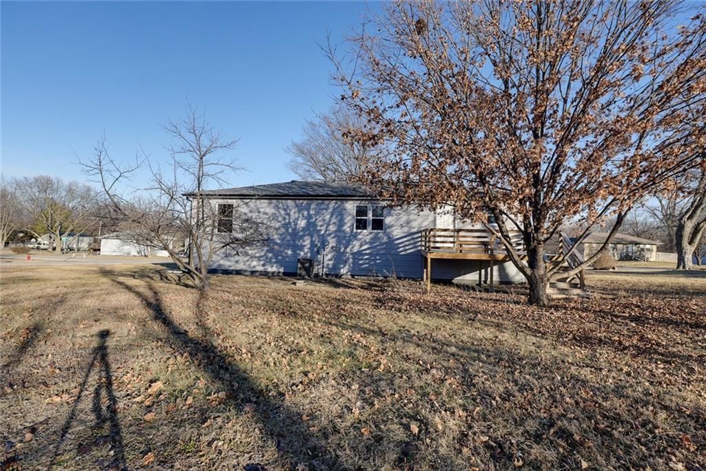 16200 Terry Avenue — photo 46