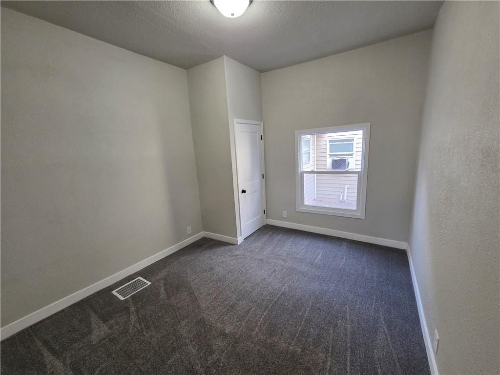3118 N 11th Street — photo 8