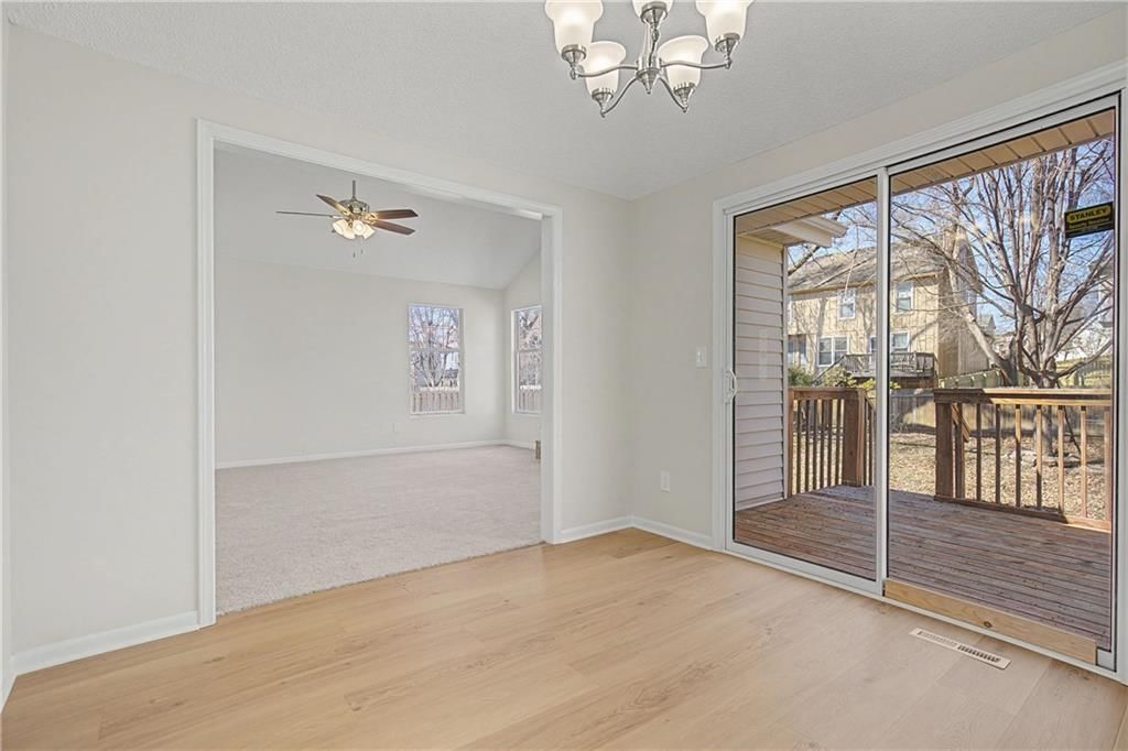 15214 Horton Street — photo 11