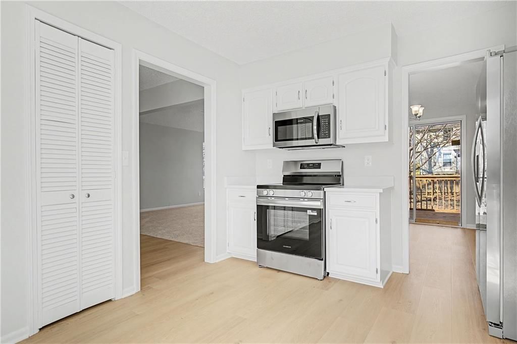 15214 Horton Street — photo 14