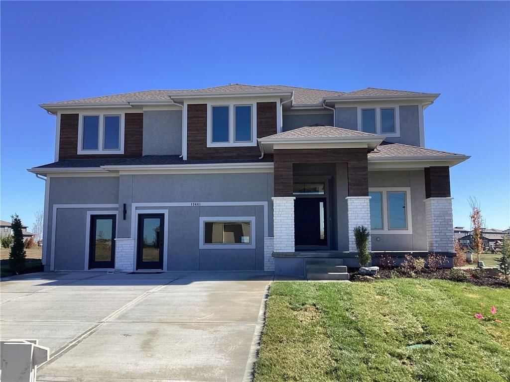 13441 W 178th Street, Overland Park, KS