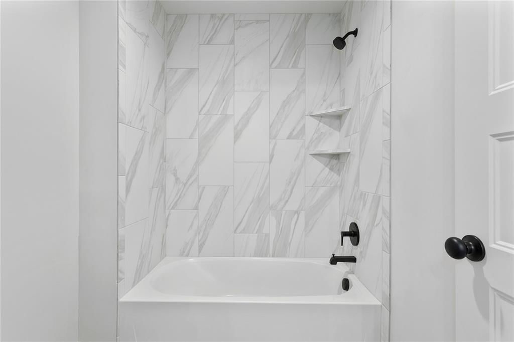 13441 W 178th Street — photo 31