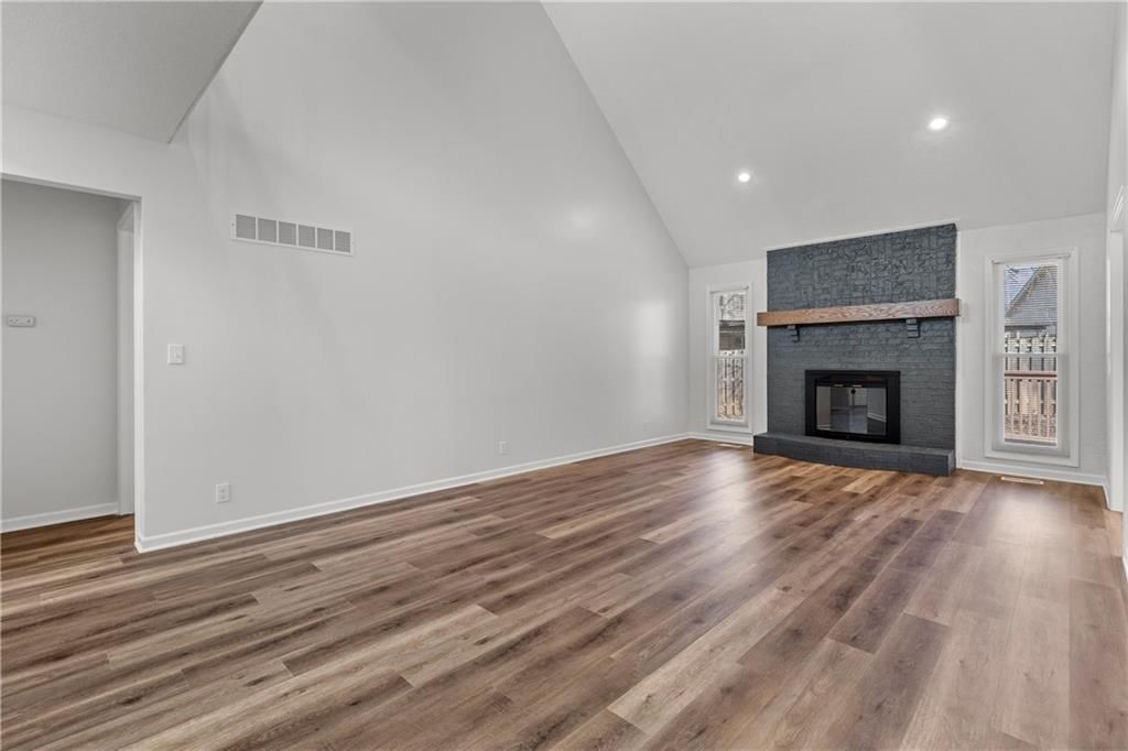 14715 S Summertree Lane — photo 9
