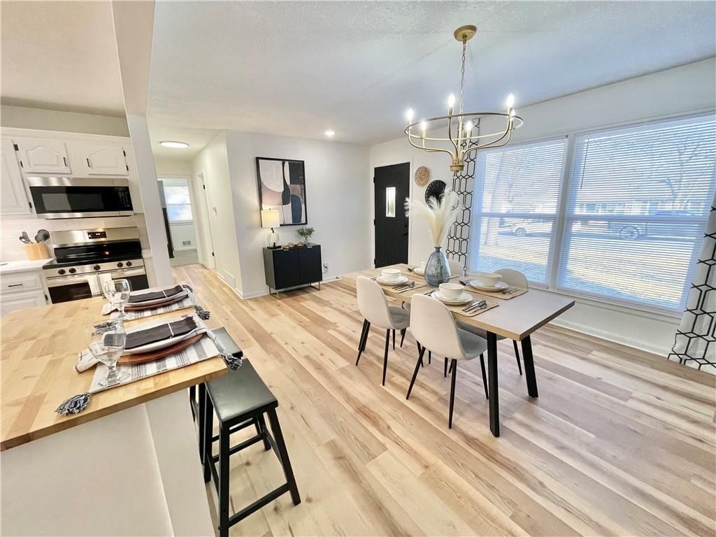 6012 N Michigan Avenue — photo 12