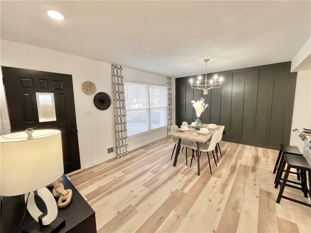 6012 N Michigan Avenue — photo 15
