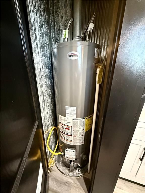 604 E 6th Street — photo 18