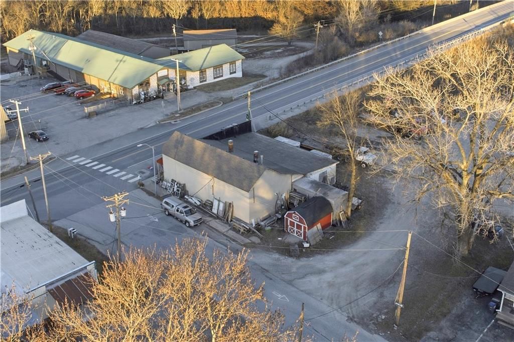 409 W Main Street — photo 21