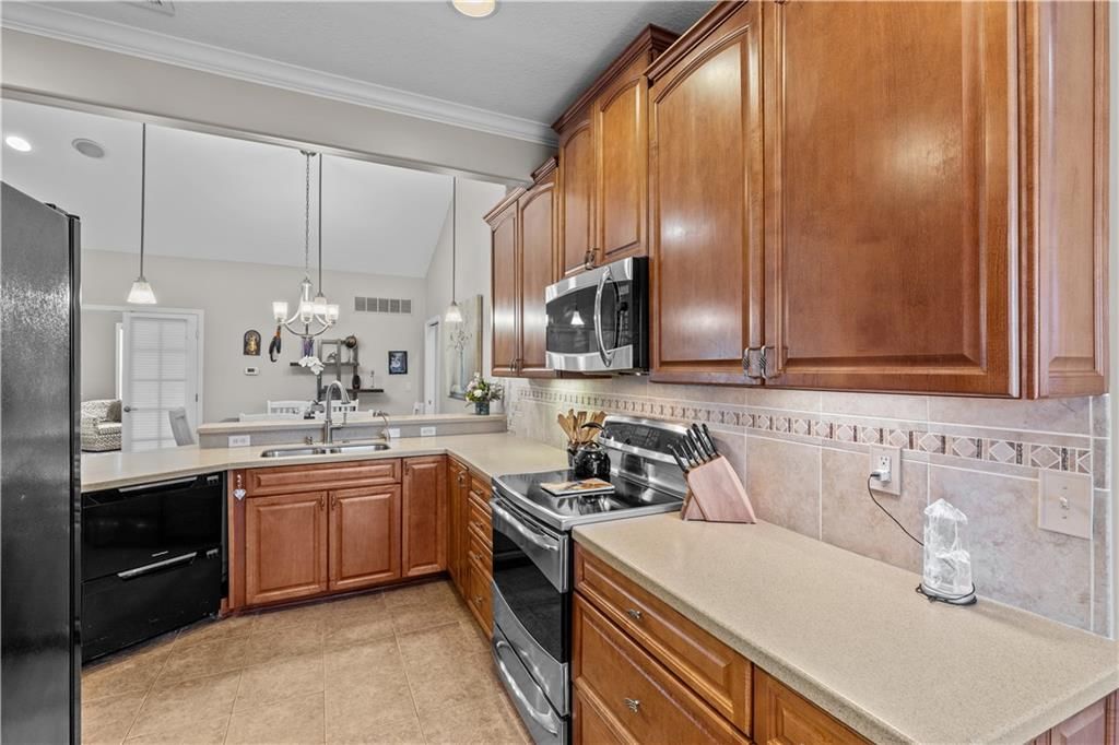 11020 Charlotte Street — photo 13