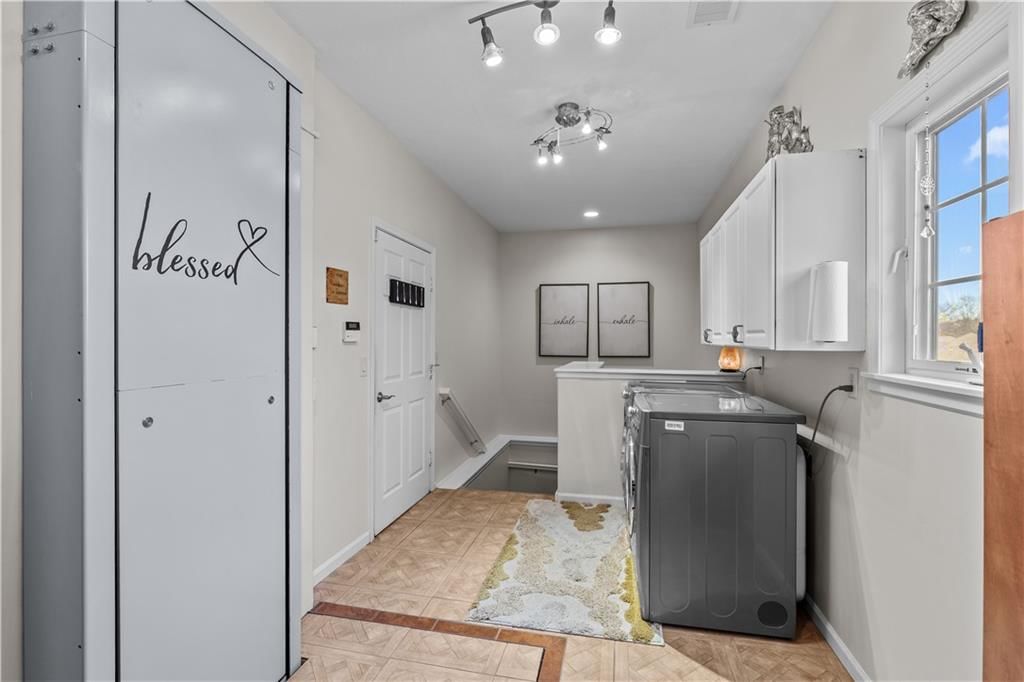 11020 Charlotte Street — photo 24
