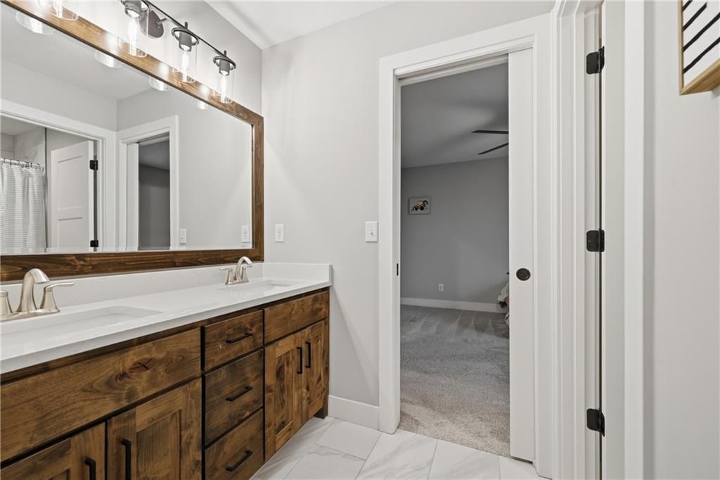 809 N Maple Court — photo 35