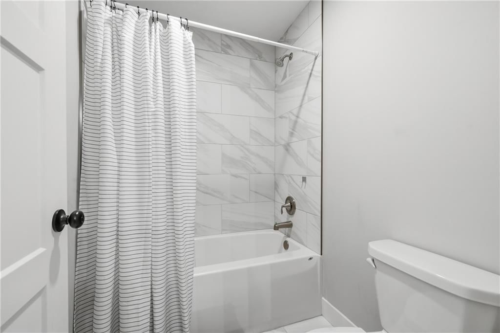 809 N Maple Court — photo 36