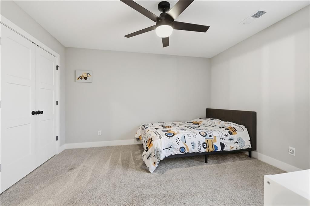 809 N Maple Court — photo 37