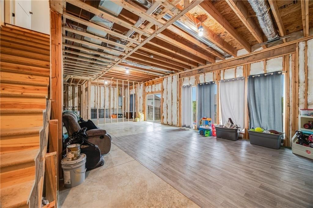 809 N Maple Court — photo 39
