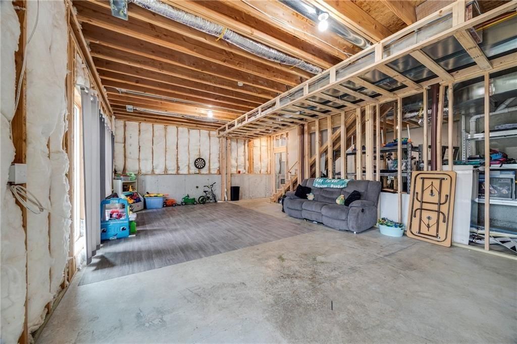 809 N Maple Court — photo 40