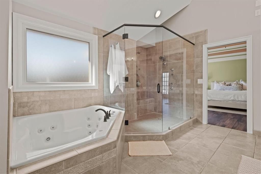 8143 NW Spruce Court — photo 32