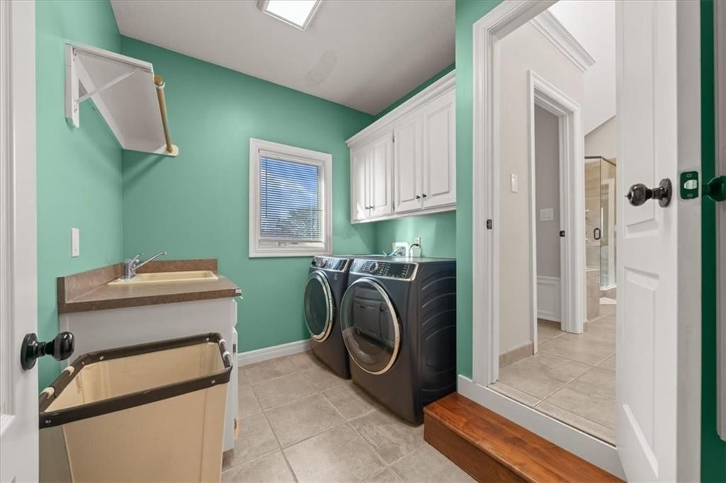 8143 NW Spruce Court — photo 35