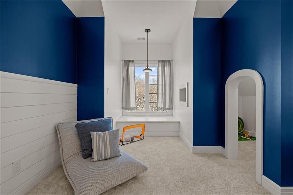 8143 NW Spruce Court — photo 39