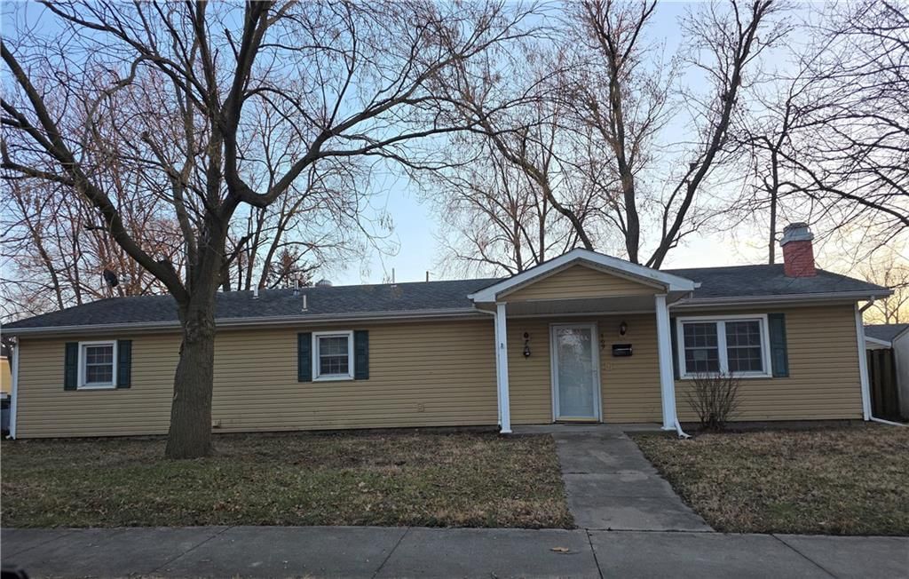709 E Lincoln Street, Iola, KS