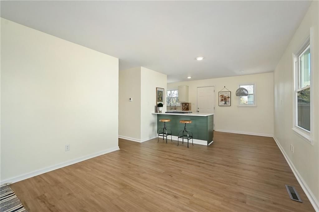 2638 S 48th Terrace — photo 9