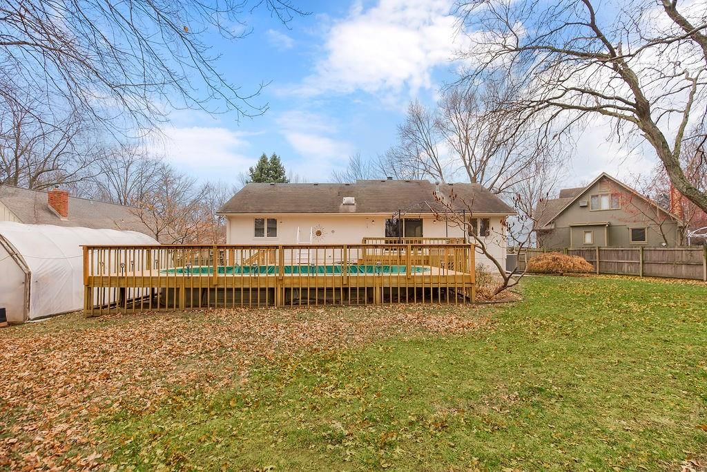465 Hampshire Court — photo 37