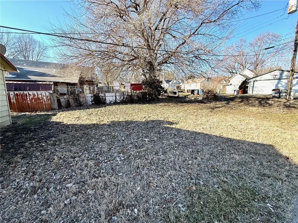 819 Harmon Street — photo 7