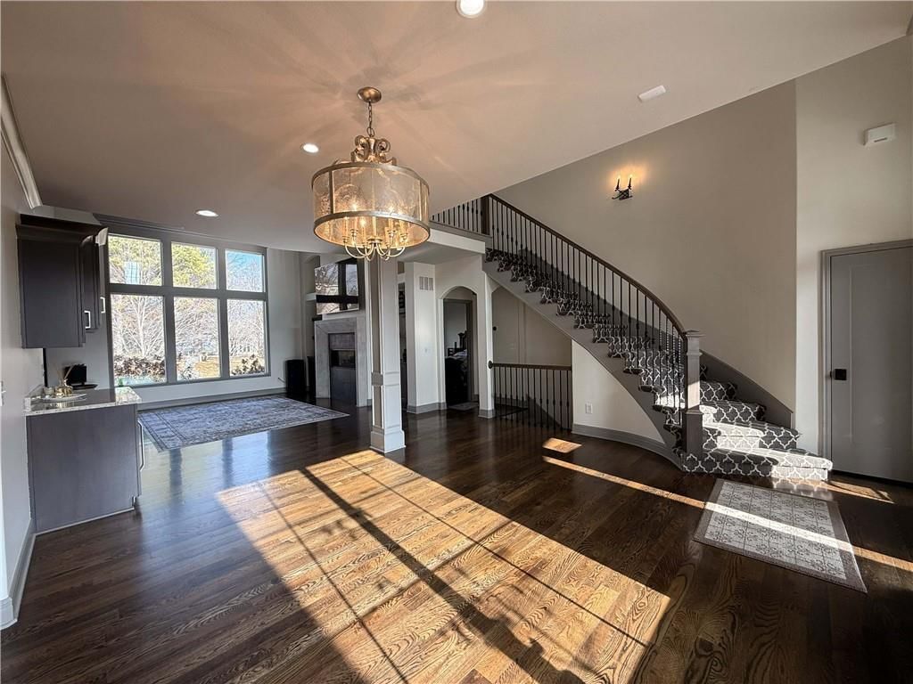 6104 NW 103rd Street — photo 2